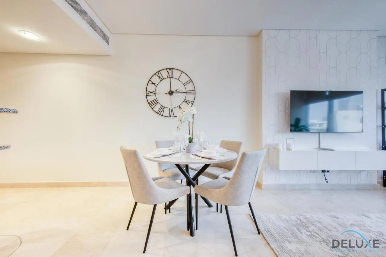 Best Deal Elegant Studio With Balcony & Prime Location By Deluxe Holiday Homes Dubai Apartment